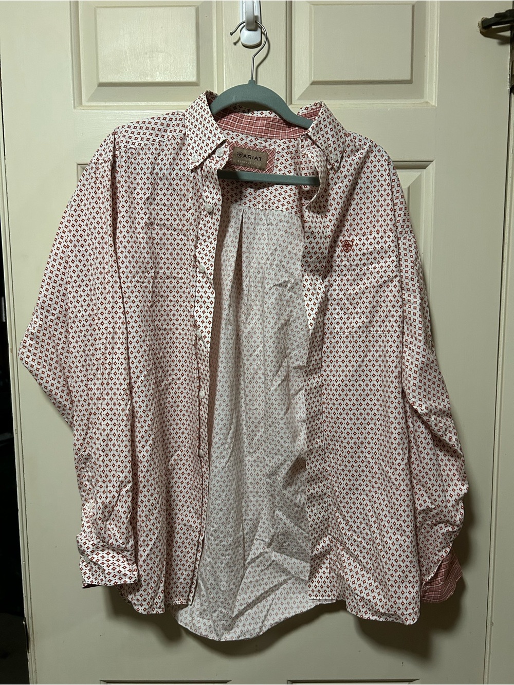 Ariat White Button-Down Shirt with Red Geometric Print